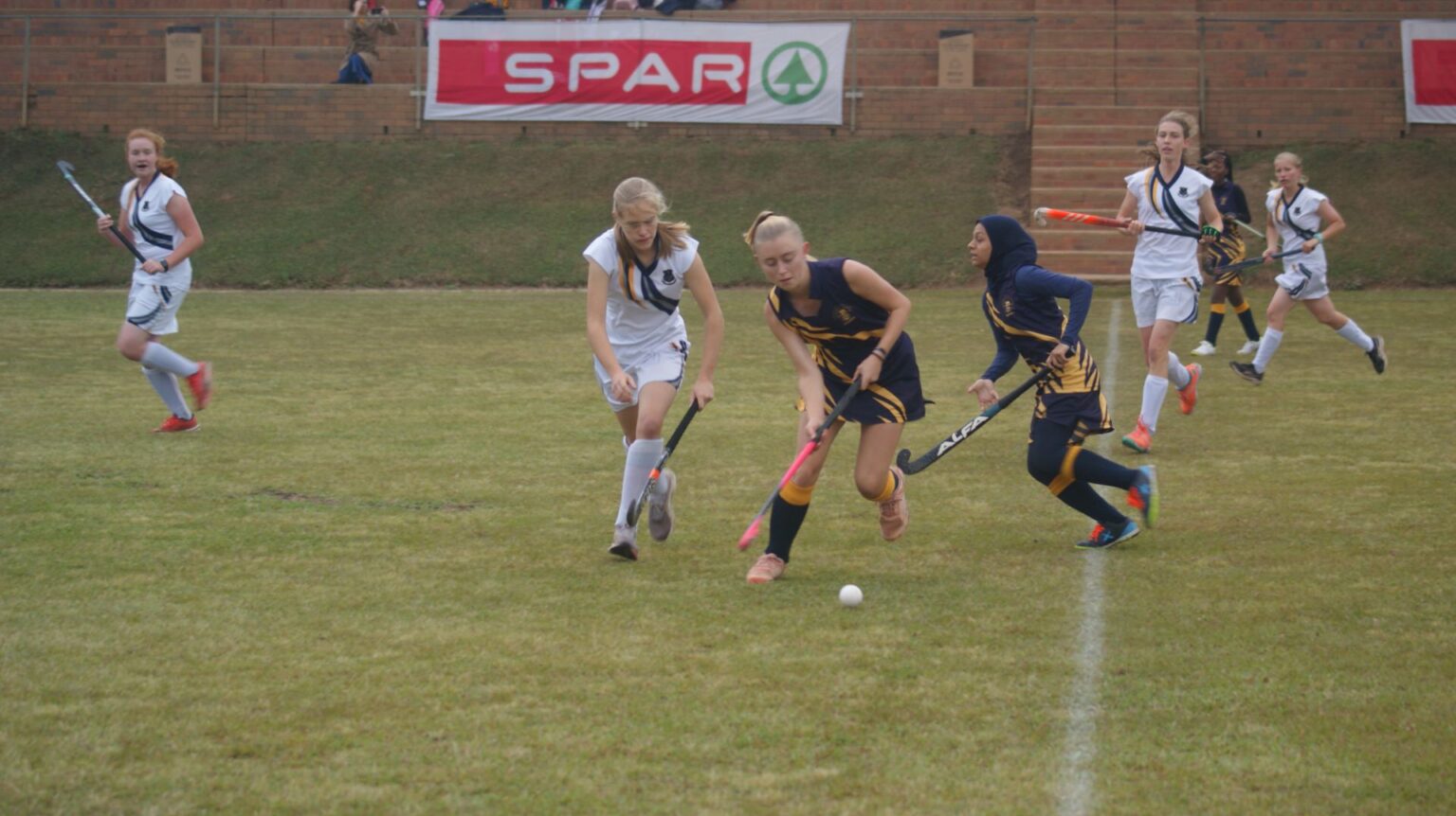 SPAR HOCKEY TOURNAMENT Domino Servite School
