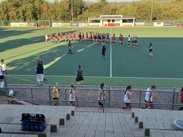 HOCKEY VS ST JOHN’S